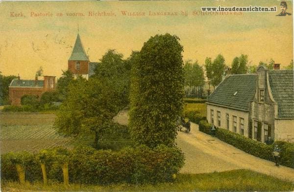 Kerk, pastorie en het voormalige rechthuis
